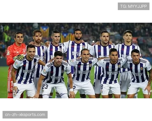 为提升转播体验,西甲测试新型动态战术示意图,实时标注球员无球跑动线路。 为提升转播体验,西甲测试新型动态战术示意图,实时标注球员无球跑动线路。